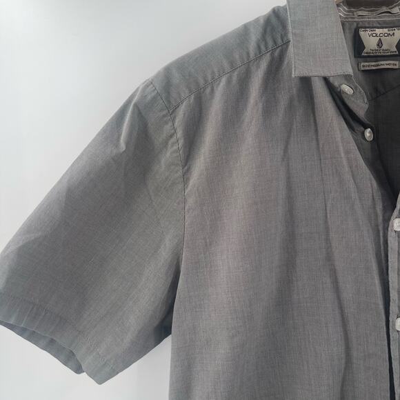 VOLCOM Shirt Size Medium Button Down Classic Fit Gray Skate Surf Snow Lifestyle - Picture 4 of 11